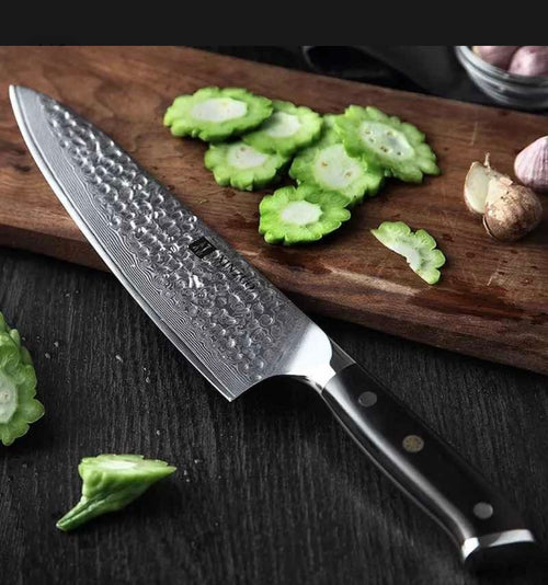 Cuchillo Chef 8" XINZUO Serie B13H Damasco martillado 67 capas mango Ébano negro acabado antiadherente